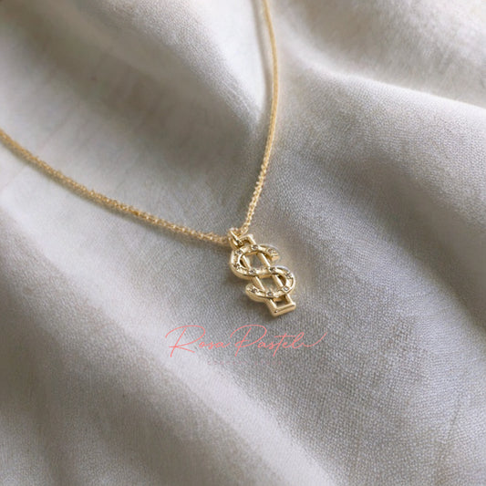 Collar en baño de oro 18k