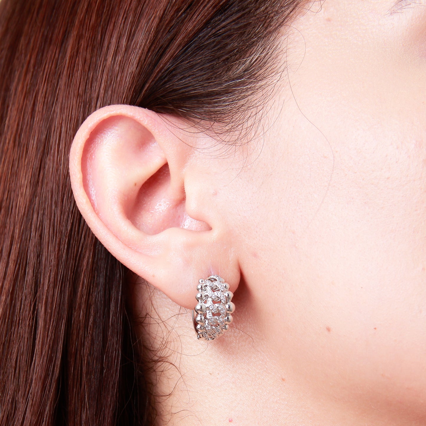 Arete en baño de Rodio