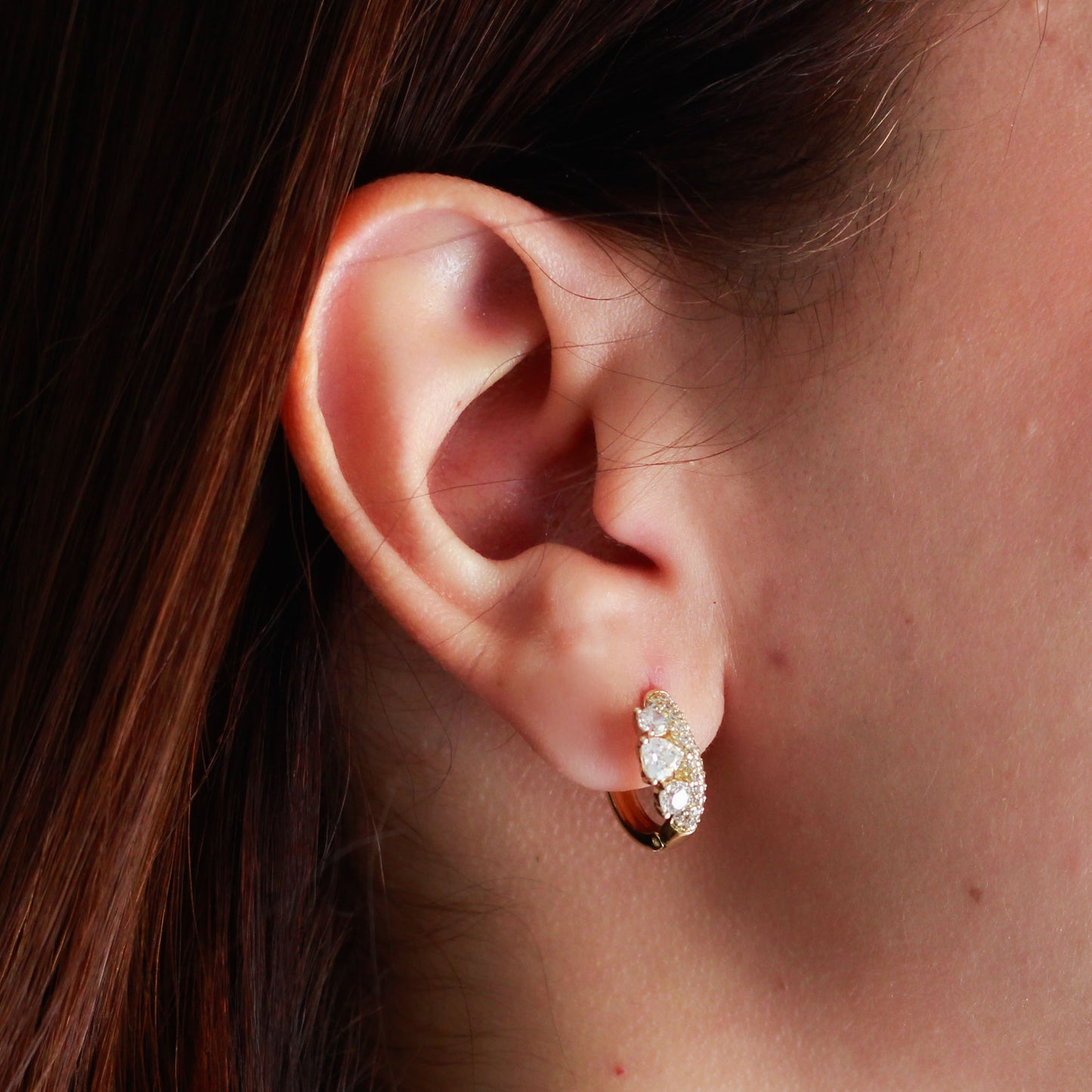 Arete en baño de oro 18 kilates