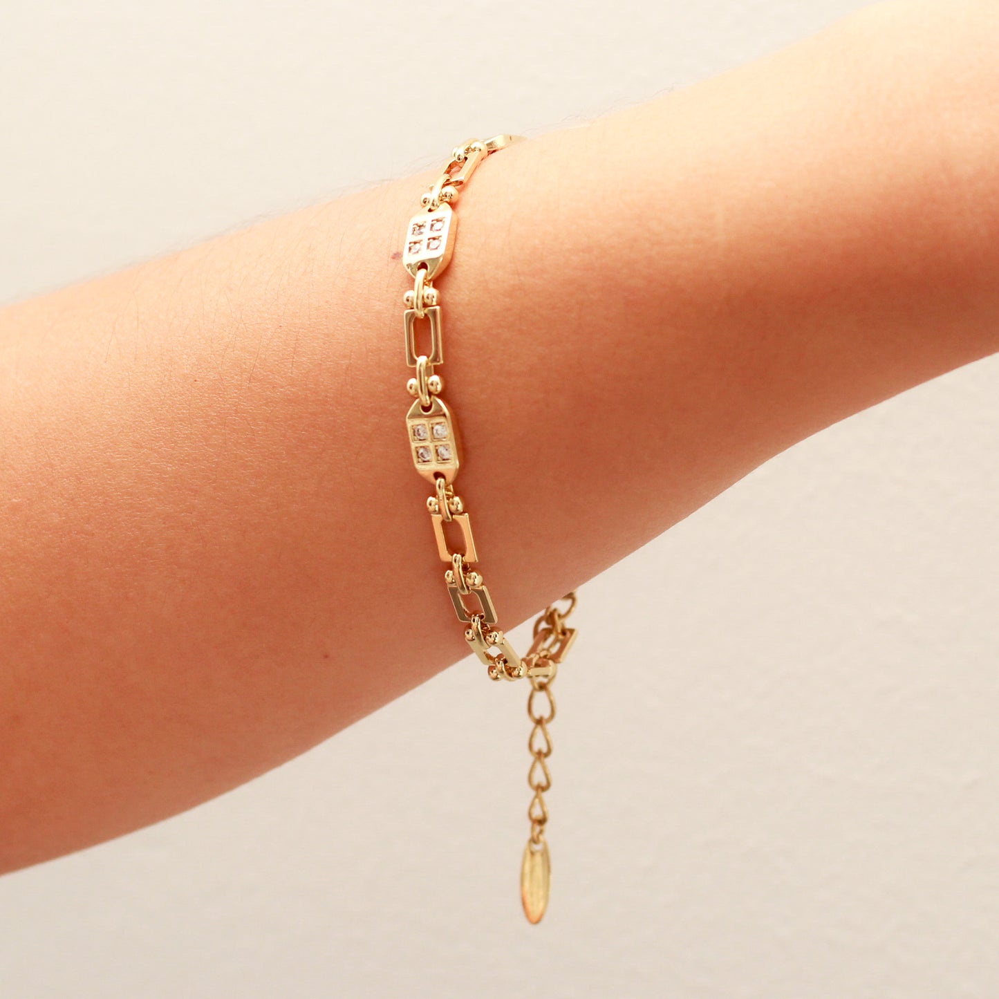 Pulsera en baño de oro 18k