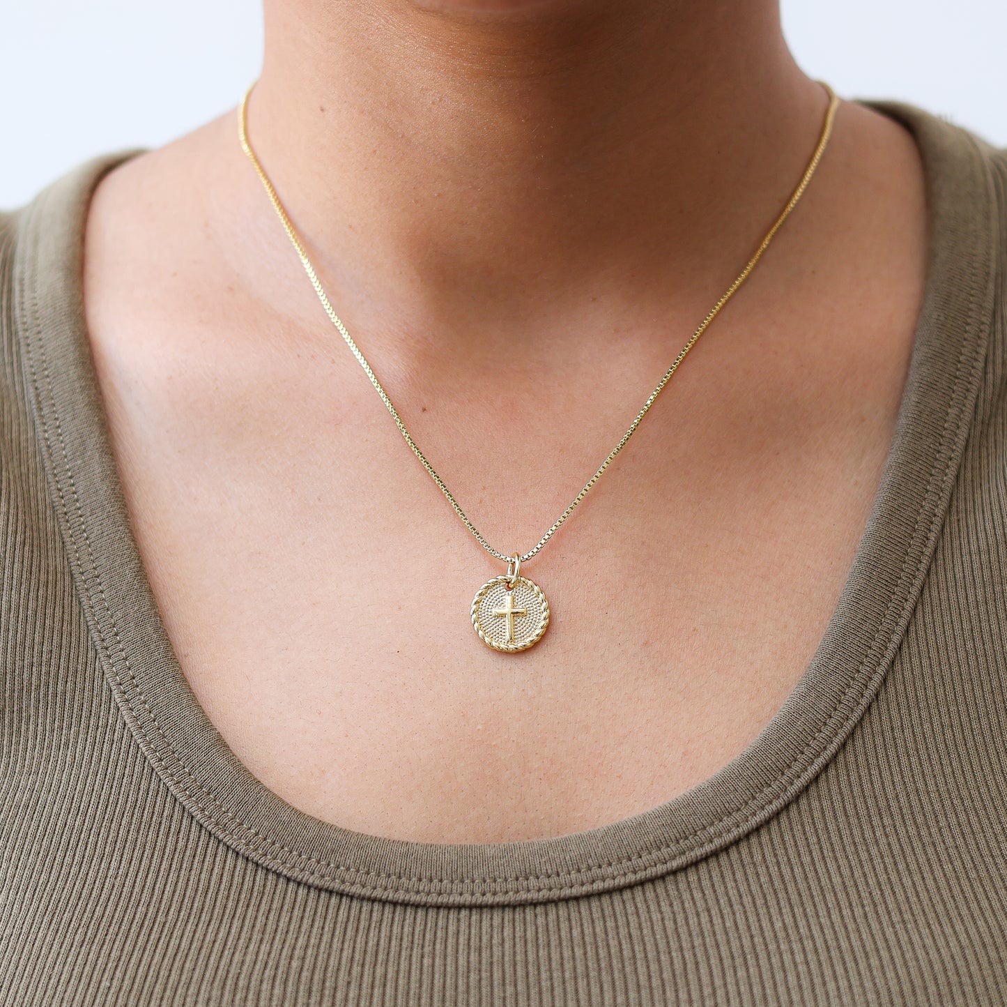 Collar en baño de oro 18 k