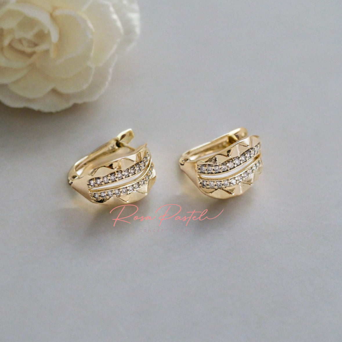 Arete en baño de oro 18k