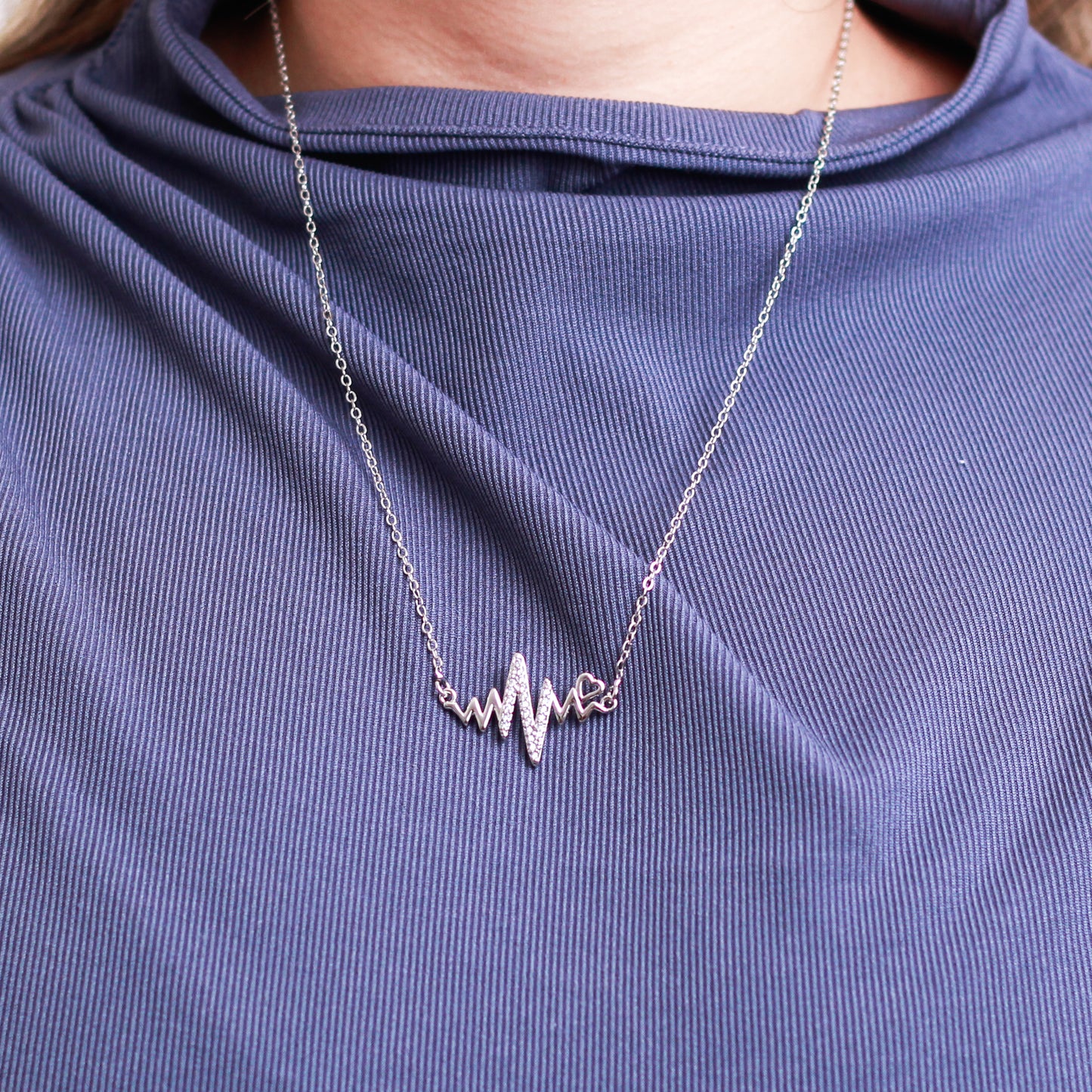 Collar en baño de oro 18k