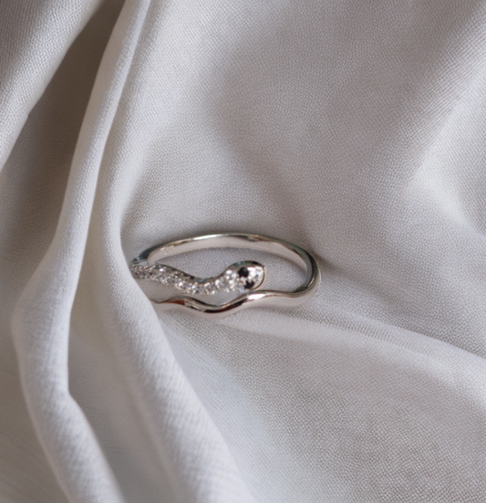 Anillo en baño de Rodio