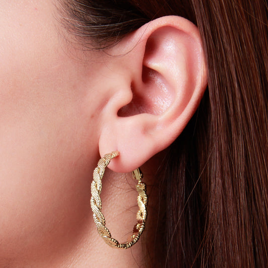 Arete en baño de oro 18k