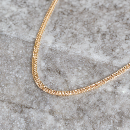 Collar en baño de oro 18k