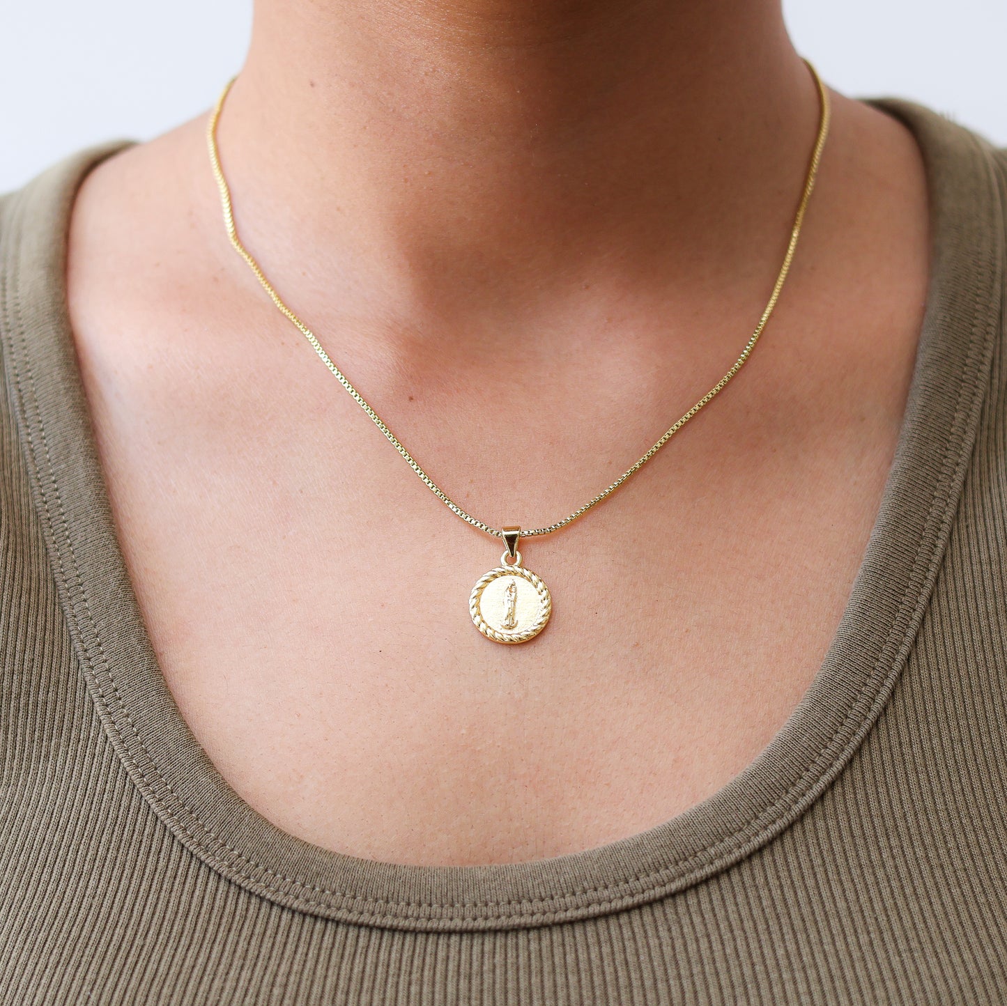 Collar en baño de oro 18 k