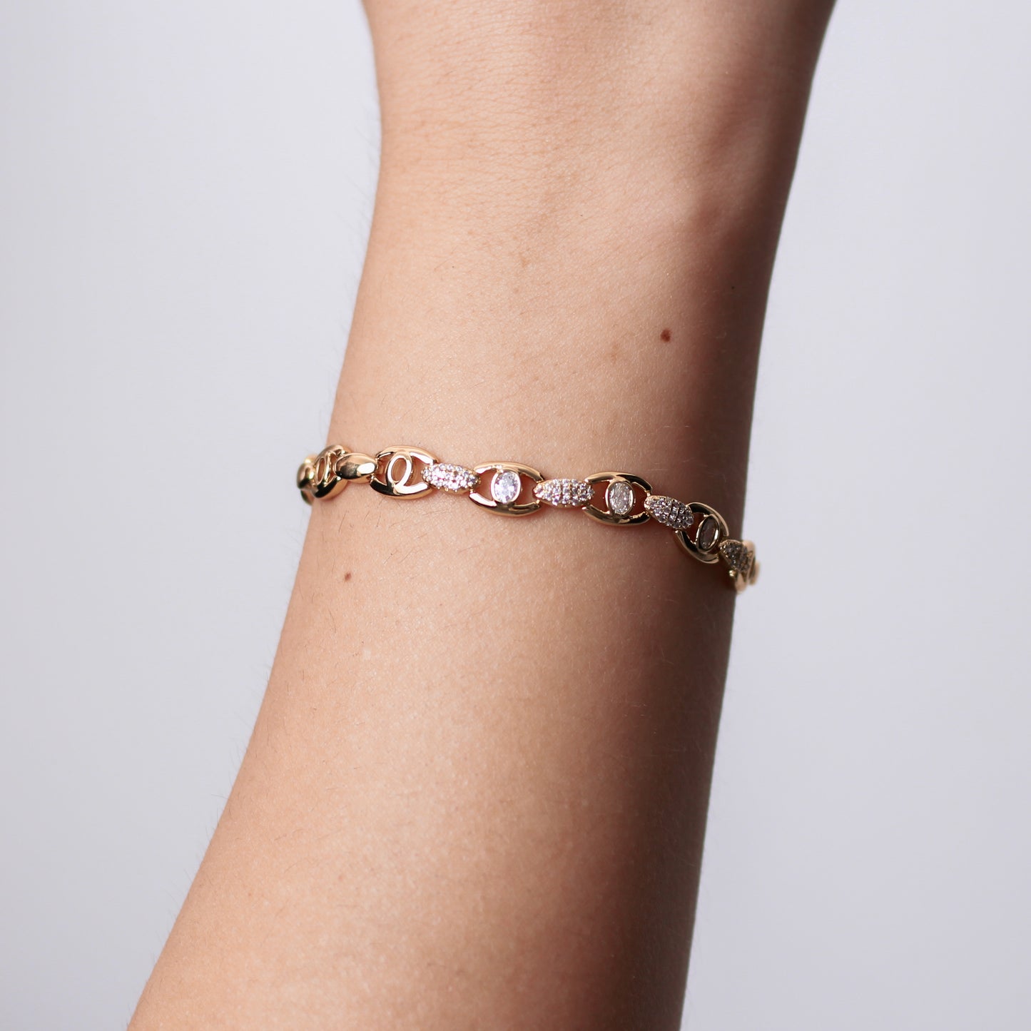 Pulsera en baño de oro 18k