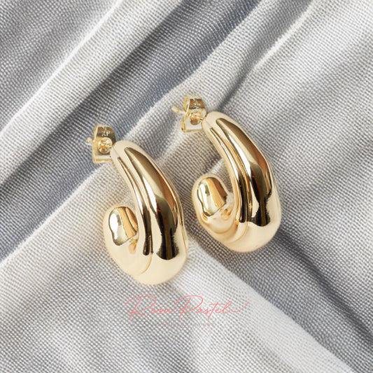 Arete en baño de oro 18k