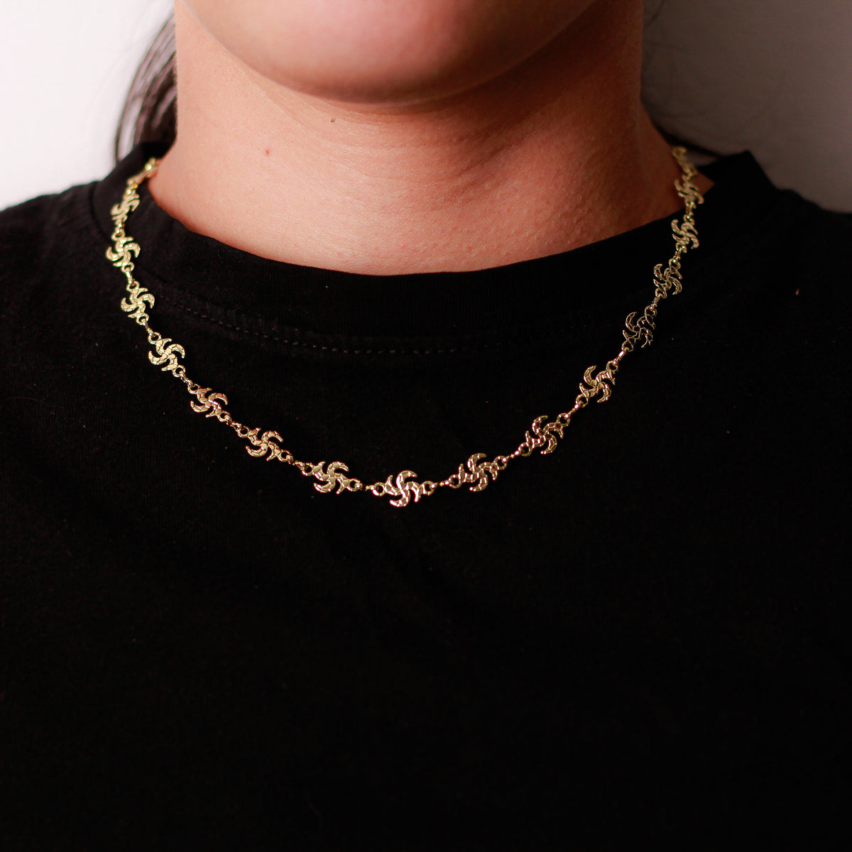 Collar en baño de oro 18k
