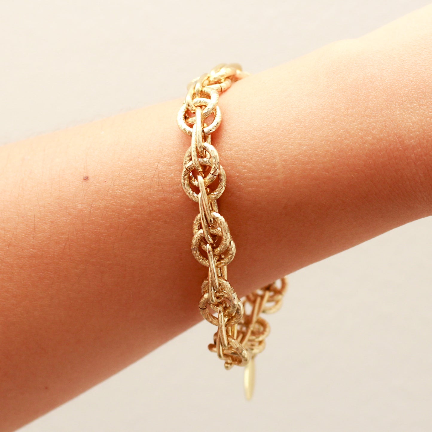 Pulsera en baño de oro 18k
