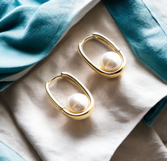 Arete en baño de oro 18 kilates