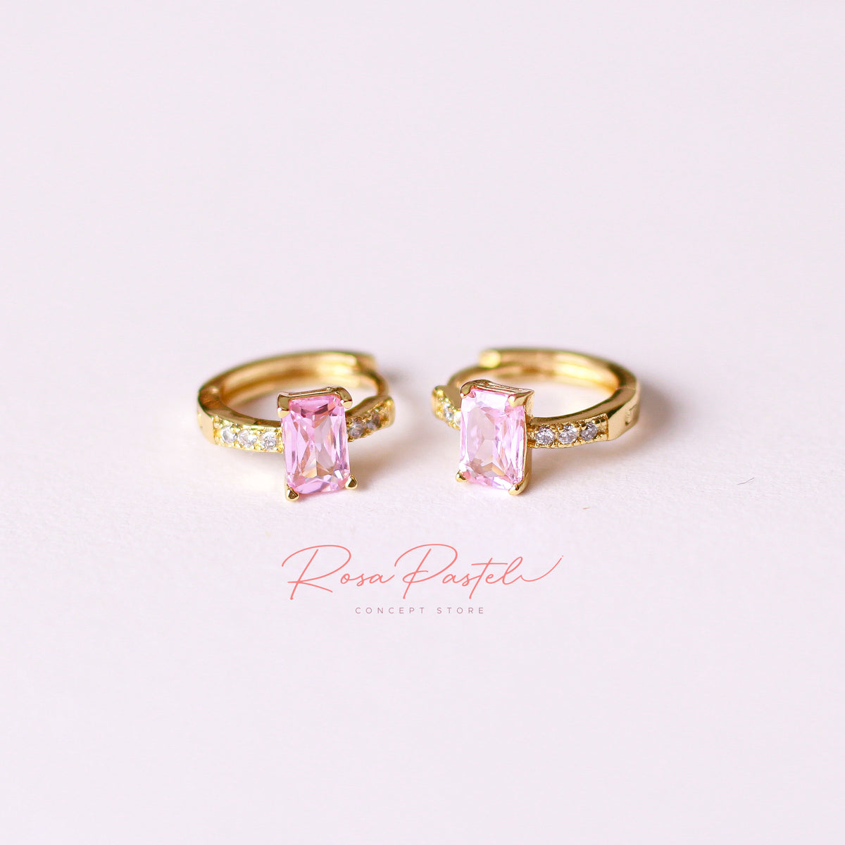 Arete en baño de oro 18k