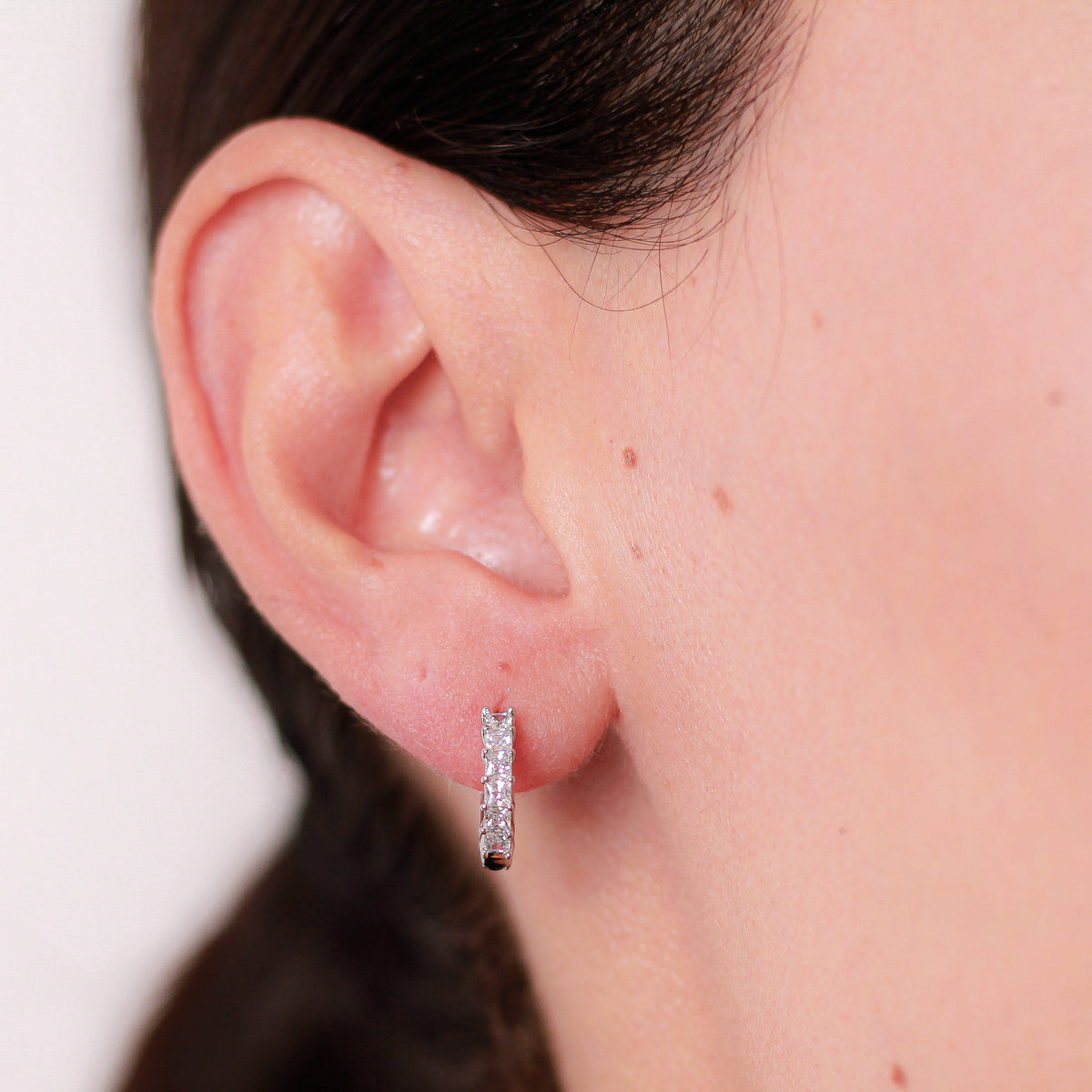 Arete en baño de Rodio