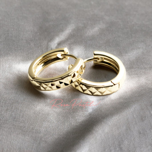 Arete en baño de oro 18k