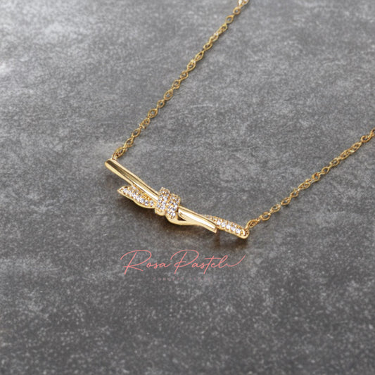 Collar en baño de oro 18k