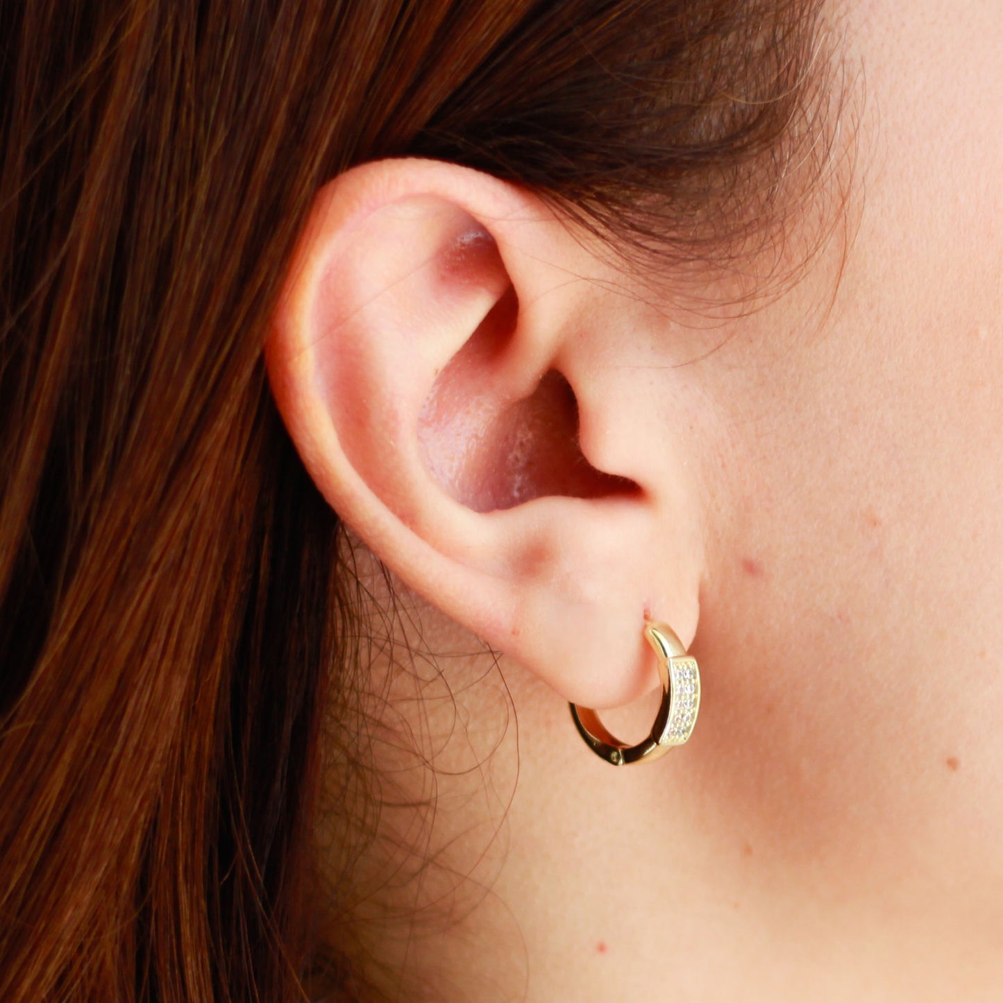 Arete en baño de oro 18k