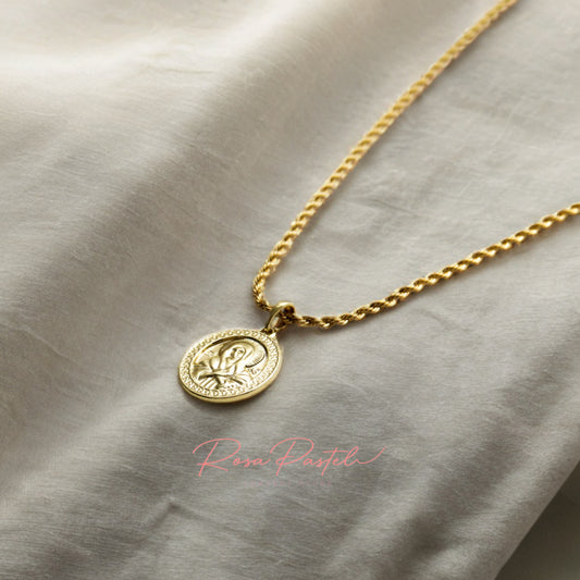 Collar en baño de oro 18k