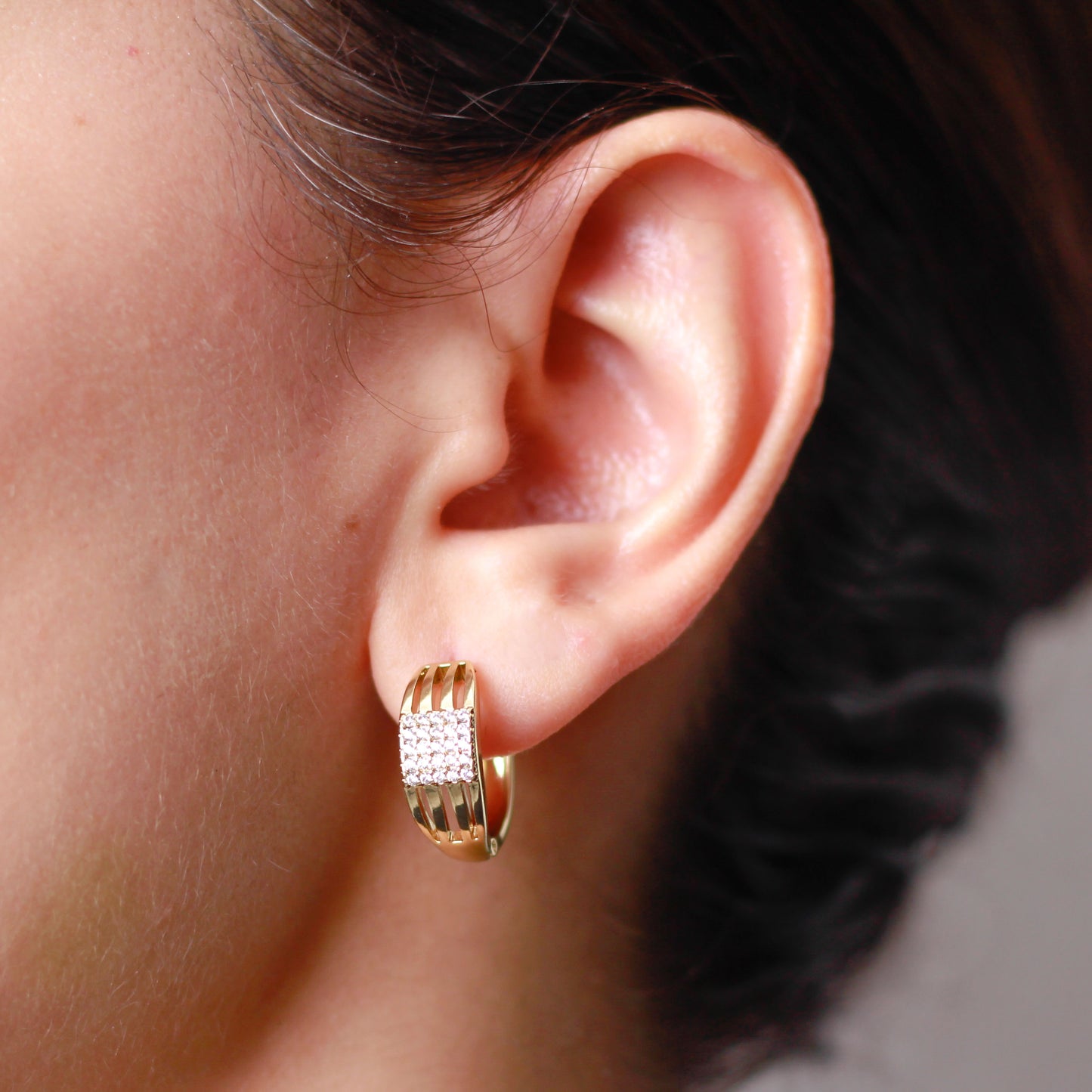 Arete en baño de oro 18k