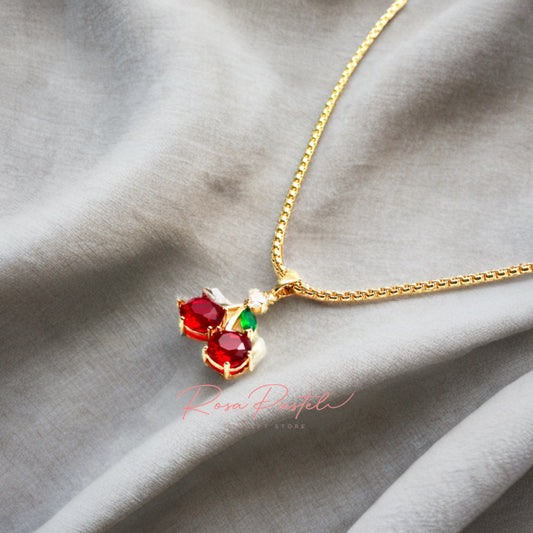 Collar en baño de oro 18k