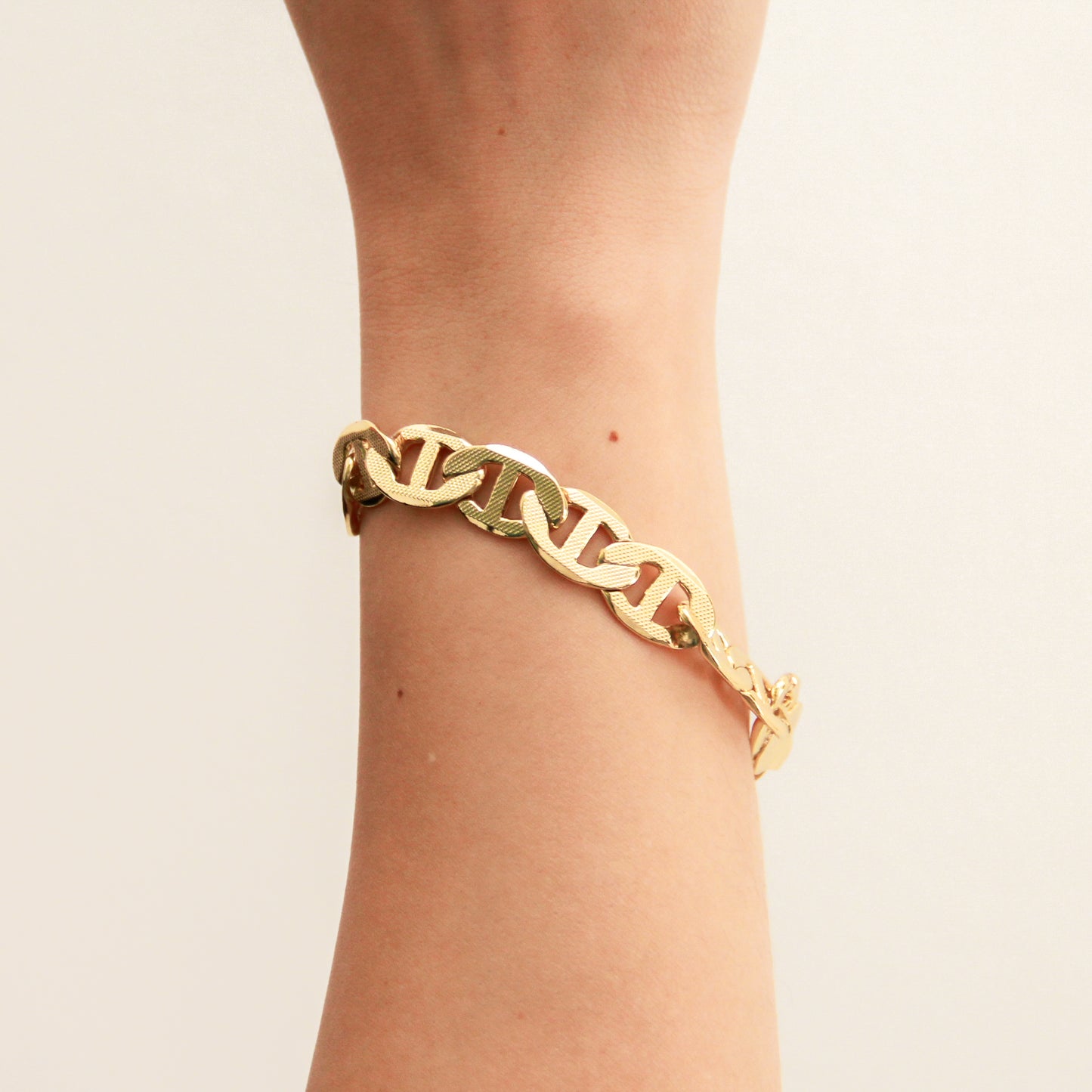 Pulsera en baño de oro 18k
