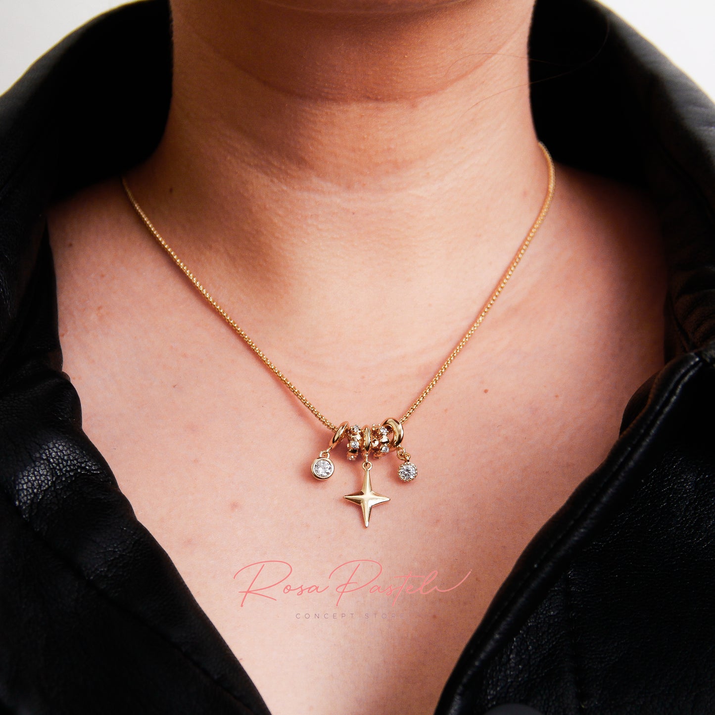 Collar en baño de oro 18k