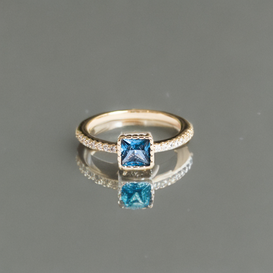 Anillo en baño de oro 18 k