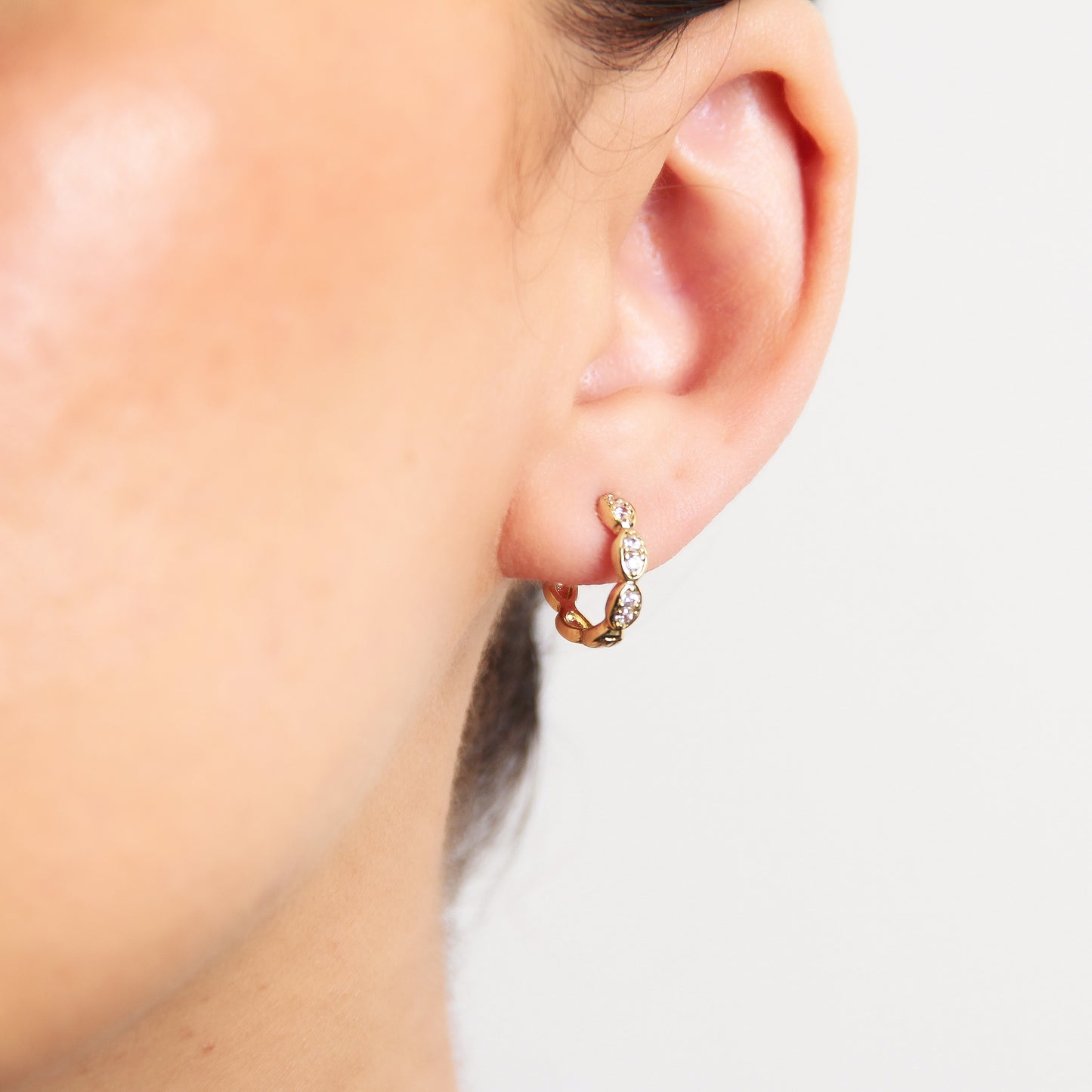 Arete en baño de oro 18K