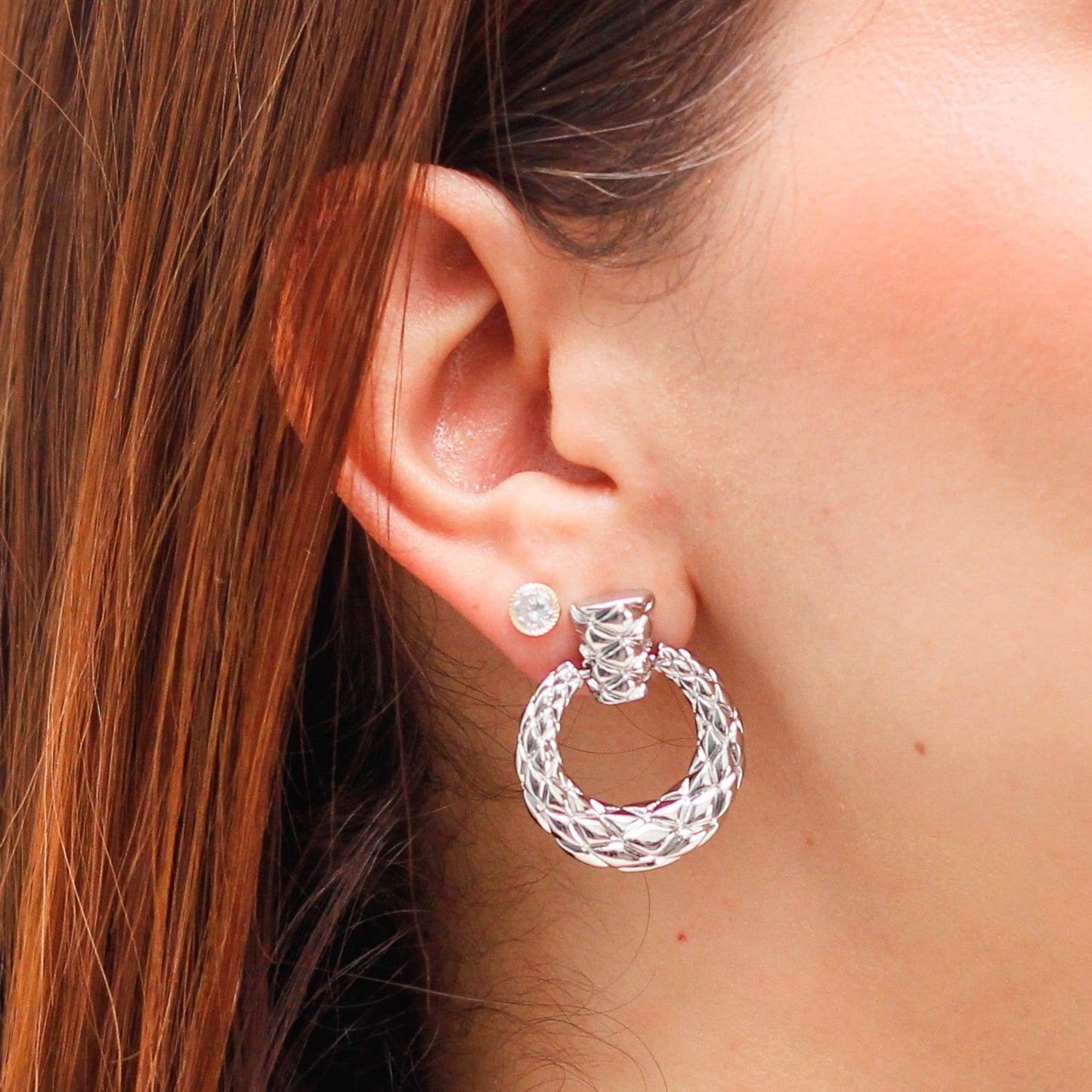 Arete en baño de Rodio