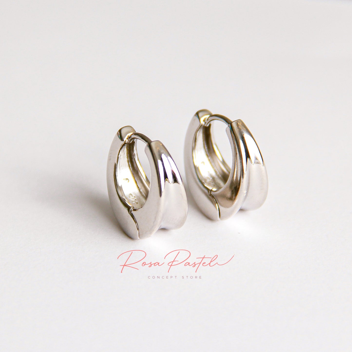 Aretes en baño de Rodio