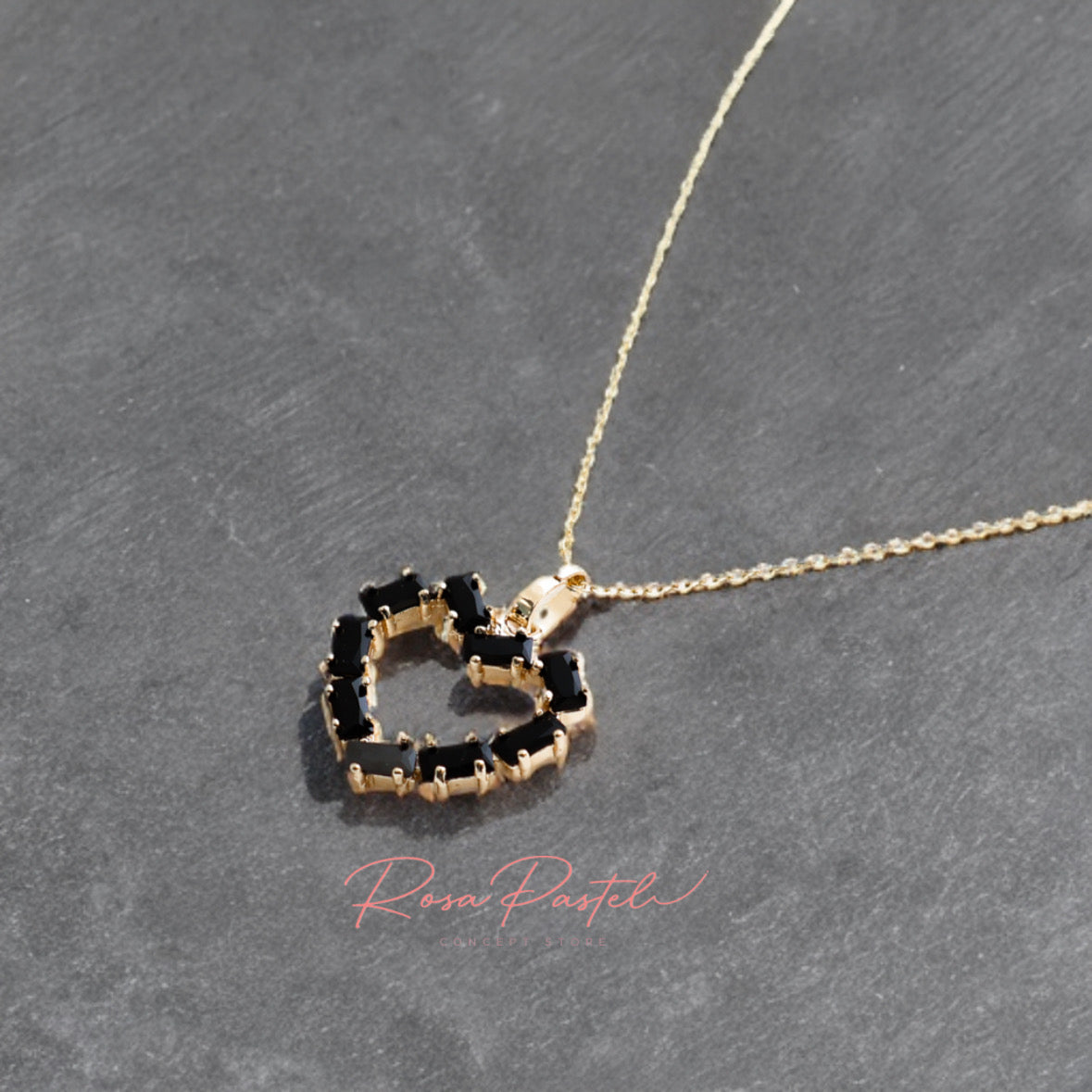 Collar en baño de oro 18k