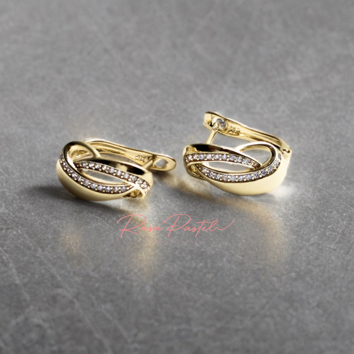 Arete en baño de oro 18k