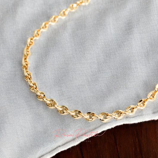 Collar en baño de oro 18k