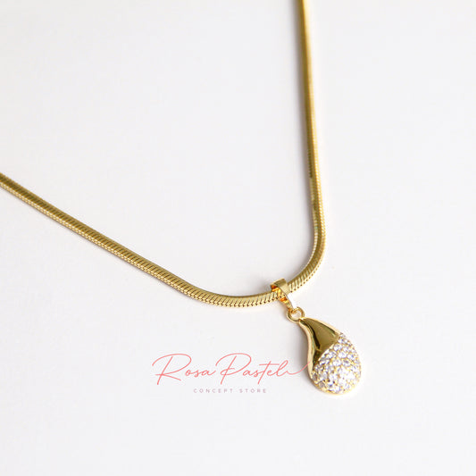 Collar en baño de oro 18k