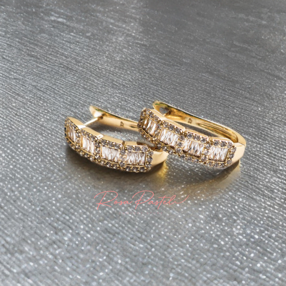 Arete en baño de oro 18k