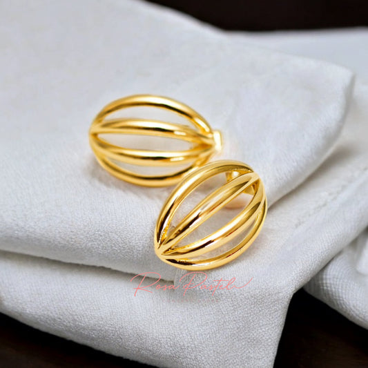 Arete en baño de oro