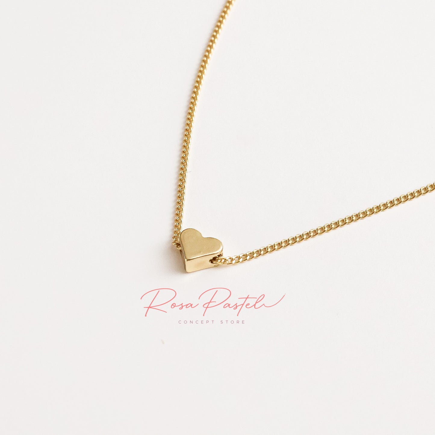 Collar en baño de oro 18k