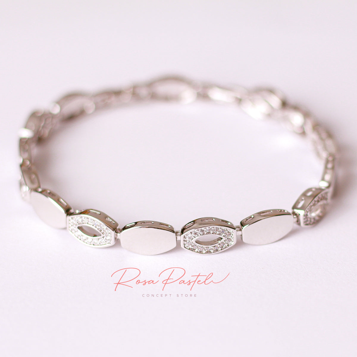 Pulsera  en baño de rodio