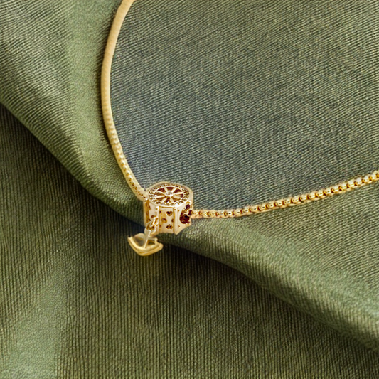 Collar en baño de oro 18k