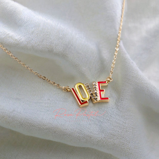 Collar en baño de oro 18k