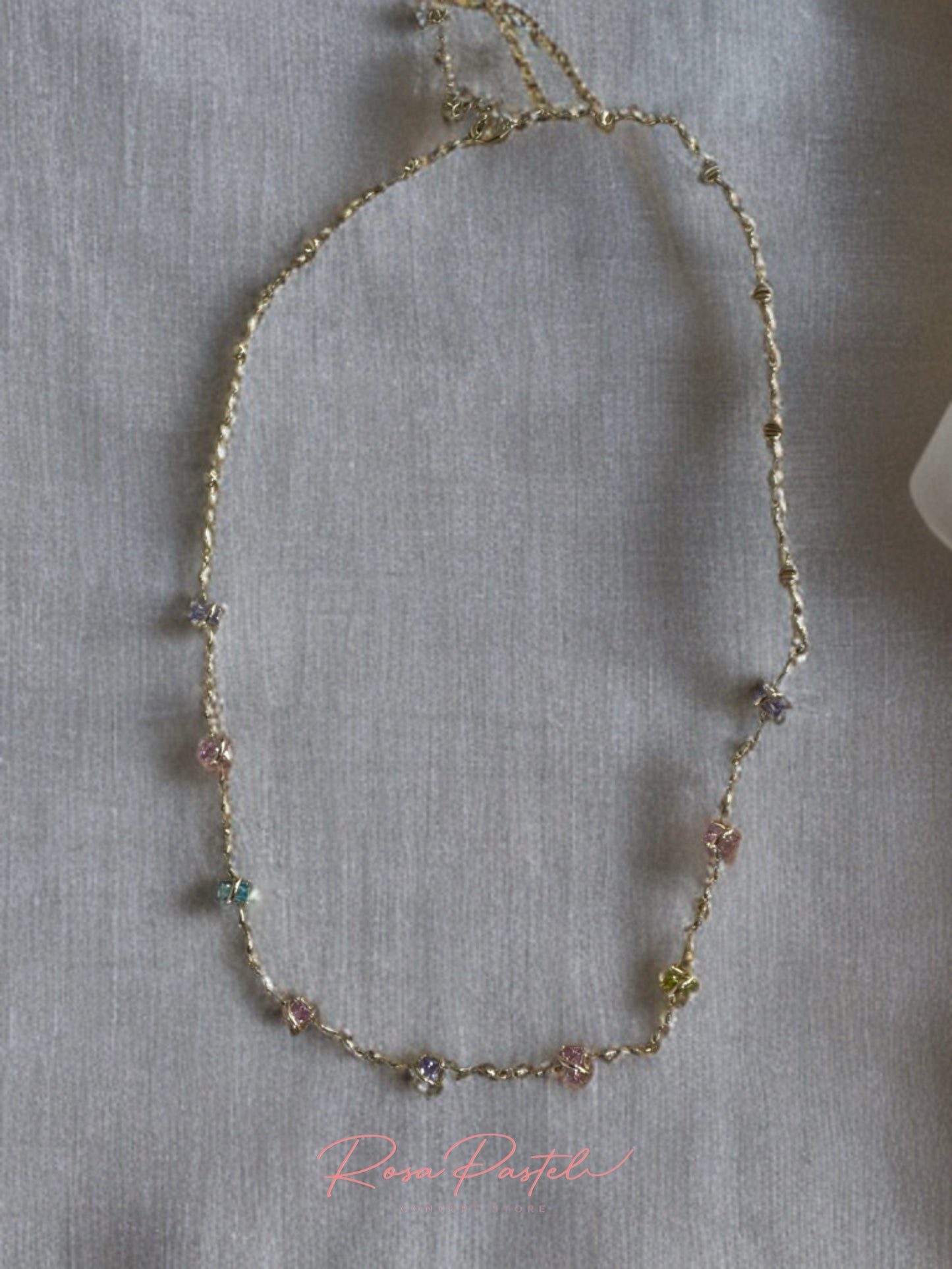 Collar en baño de oro 18k