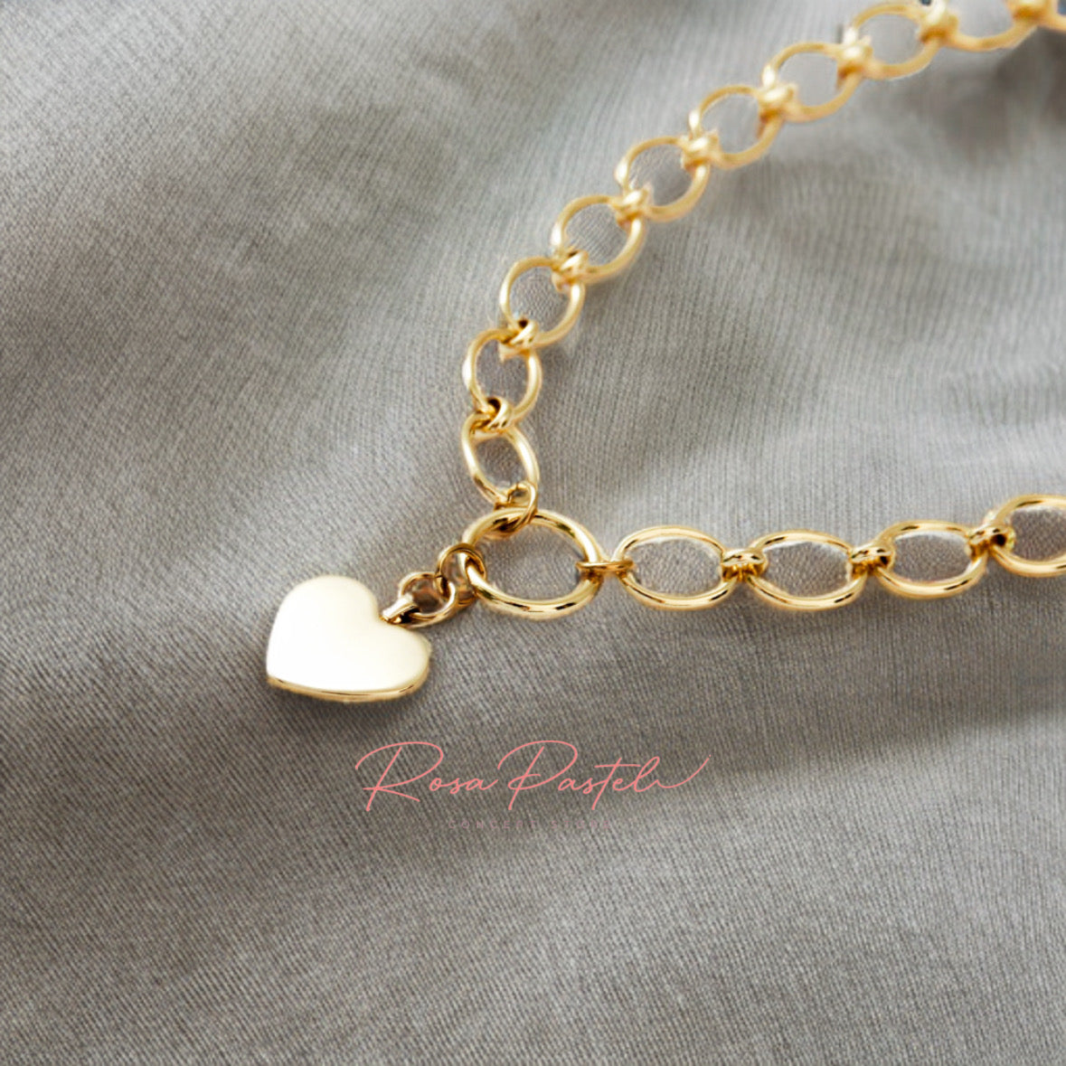 Collar en baño de oro 18k