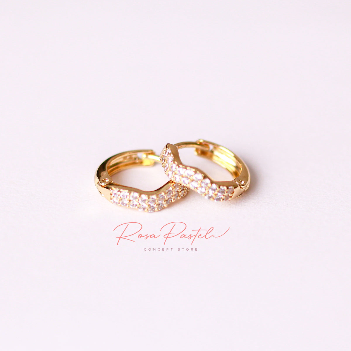 Arete en baño de oro 18k