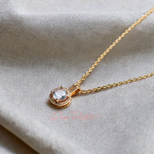 Collar en baño de oro 18k