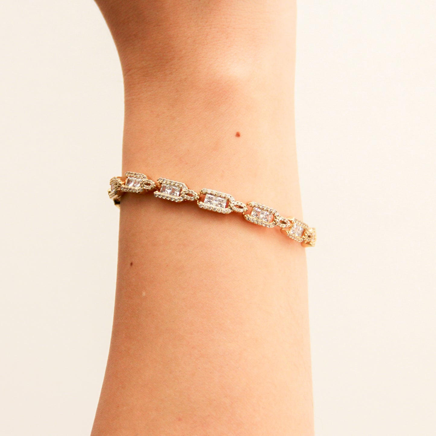 Pulsera en baño de oro 18k