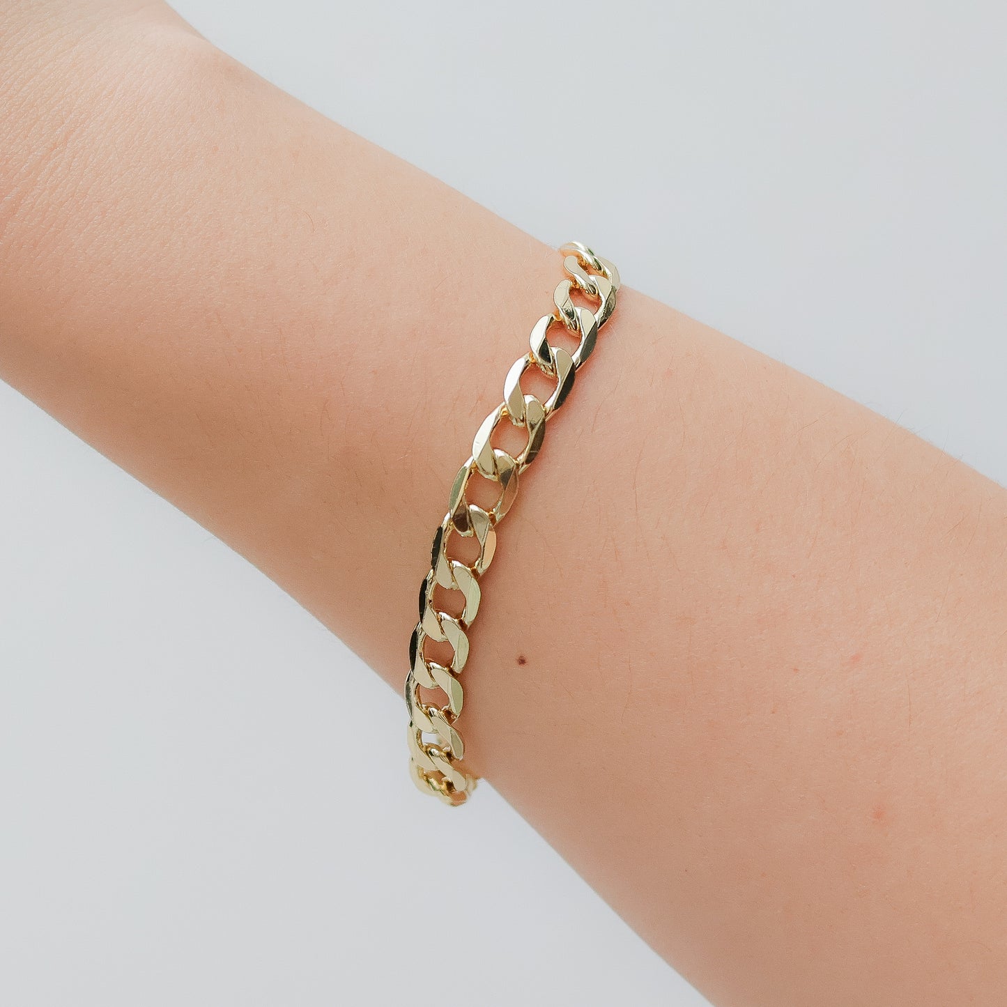 Pulsera en baño de oro 18k