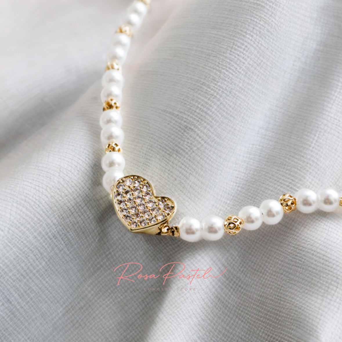 Collar en baño de oro 18k