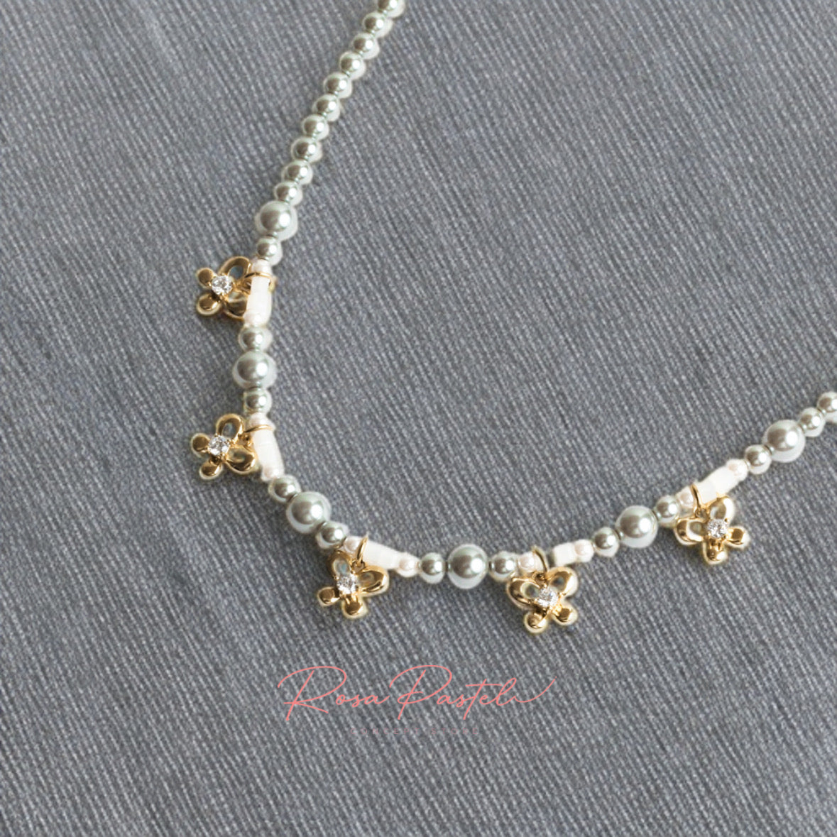 Collar en baño de oro 18k