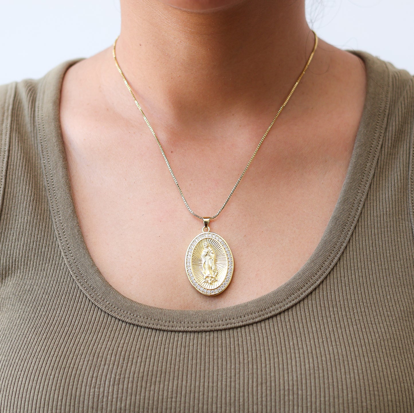 Collar en baño de oro 18 k