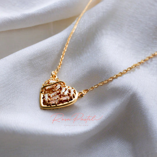 Collar en baño de oro 18k